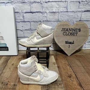 Nike 2014 Womens Dunk Sky Hi Hidden Wedge Heel Sz 6.5 M Metallic Luster SaiI